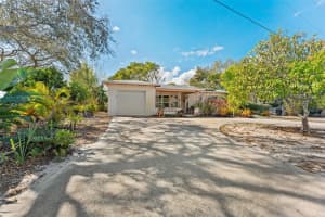 701 52ND AVENUE, ST PETERSBURG, FL 33705 - MLS#MFRTB8483566