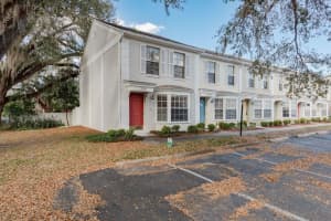 37236 EMBASSY PARK LANE, DADE CITY, FL 33525 - MLS#MFRTB8483595