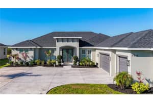 5216 LAKE VENICE DRIVE, WIMAUMA, FL 33598 - MLS#MFRTB8483599