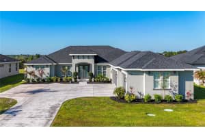 5216 LAKE VENICE DRIVE, WIMAUMA, FL 33598 - MLS#MFRTB8483599