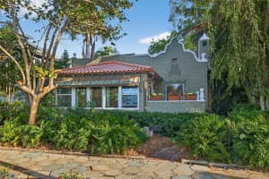 745 16TH AVENUE, ST PETERSBURG, FL 33704 - MLS#MFRTB8483620