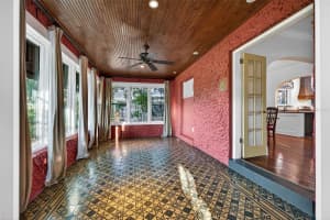 745 16TH AVENUE, ST PETERSBURG, FL 33704 - MLS#MFRTB8483620