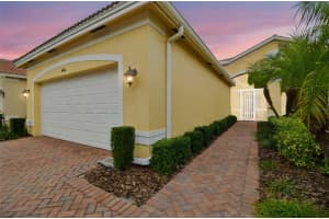 4940 MARBLE SPRINGS CIRCLE, WIMAUMA, FL 33598 - MLS#MFRTB8483675