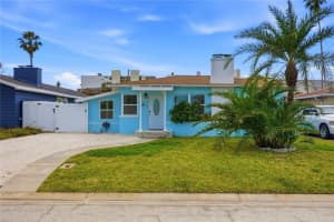 15424 2nd St E, MADEIRA BEACH