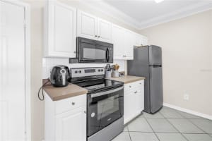 4333 BAYSIDE VILLAGE DRIVE, TAMPA, FL 33615 - MLS#MFRTB8483725