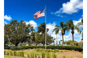 205 KINGS BOULEVARD, SUN CITY CENTER, FL 33573 - MLS#MFRTB8483730