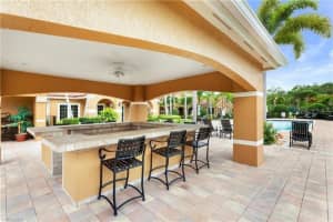1865 FLORIDA CLUB DR #6211, NAPLES, FL 34112 - MLS#MFRTB8483749