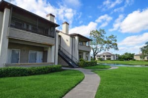 10263 Gandy Blvd N #305, ST PETERSBURG