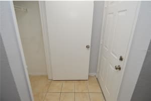 10263 GANDY BOULEVARD, ST PETERSBURG, FL 33702 - MLS#MFRTB8483779