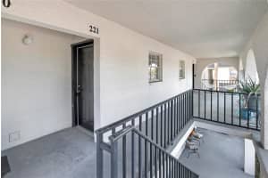 709 RUSSELL LANE, BRANDON, FL 33510 - MLS#MFRTB8483819