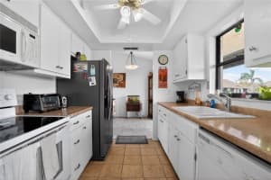 8565 CHARTER CLUB CIRCLE, FORT MYERS, FL 33919 - MLS#MFRTB8483854