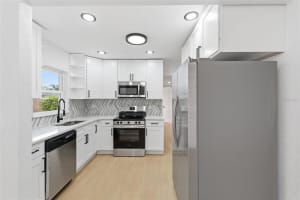 5347 30TH AVENUE, ST PETERSBURG, FL 33710 - MLS#MFRTB8483922