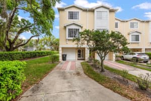 108 Brent Cir, OLDSMAR