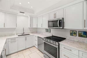 4 BELLEVIEW BOULEVARD, BELLEAIR, FL 33756 - MLS#MFRTB8484003