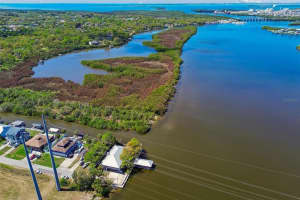 9901 Bay Dr, GIBSONTON 9901 Bay Dr, GIBSONTON