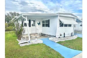 2000 BAY DRIVE, LARGO, FL 33771 - MLS#MFRTB8484067