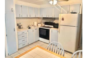 2000 BAY DRIVE, LARGO, FL 33771 - MLS#MFRTB8484067