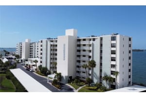 300 WOODETTE DRIVE, DUNEDIN, FL 34698 - MLS#MFRTB8484111