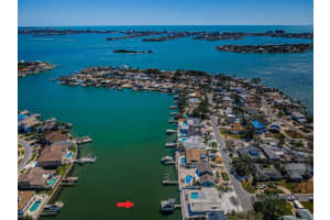 2180 DOLPHIN BOULEVARD, ST PETERSBURG, FL 33707 - MLS#MFRTB8484124