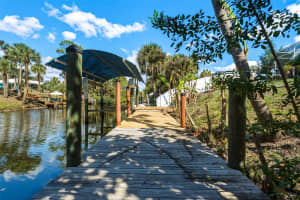 2115 CANNOLOT BOULEVARD, PORT CHARLOTTE, FL 33948 - MLS#MFRTB8484128