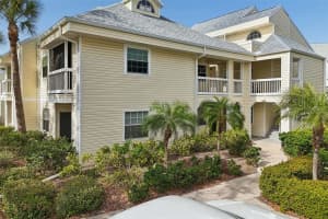 6915 STONES THROW CIRCLE, ST PETERSBURG, FL 33710 - MLS#MFRTB8484140