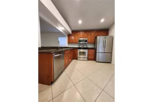 10102 CEDAR DUNE DRIVE, TAMPA, FL 33624 - MLS#MFRTB8484145