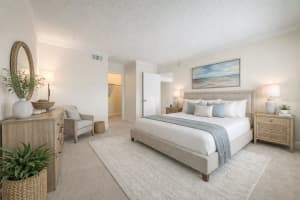 1361 SNELL ISLE BOULEVARD, ST PETERSBURG, FL 33704 - MLS#MFRTB8484154