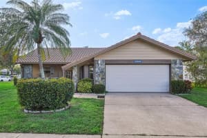 10660 41st Ct N, CLEARWATER