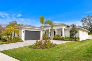 201 SHADE AVENUE, SARASOTA, FL 34237 - MLS#MFRTB8484159