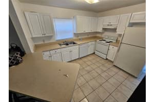 1000 13TH AVENUE, ST PETERSBURG, FL 33705 - MLS#MFRTB8484163