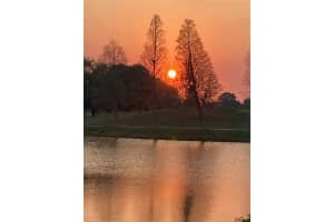 915 REGAL MANOR WAY, SUN CITY CENTER, FL 33573 - MLS#MFRTB8484191