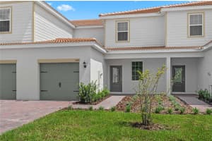 560 BAY LEAF DRIVE, POINCIANA, FL 34759 - MLS#MFRTB8484196
