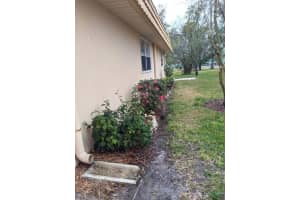 201 BEDFORD TRAIL, SUN CITY CENTER, FL 33573 - MLS#MFRTB8484197