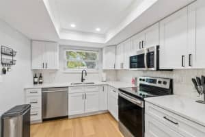 9785 86TH AVENUE, SEMINOLE, FL 33777 - MLS#MFRTB8484205