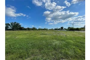 12743 FORESMAN BLVD, PORT CHARLOTTE, FL 33981 - MLS#MFRTB8484247