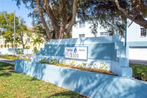 1101 PINELLAS BAYWAY S #206, TIERRA VERDE, FL 33715 - MLS#MFRTB8484308