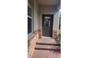 1443 HILLVIEW LANE, TARPON SPRINGS, FL 34689 - MLS#MFRTB8484348