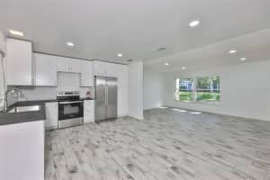 14805 LAKE FOREST DRIVE, LUTZ, FL 33559 - MLS#MFRTB8484359