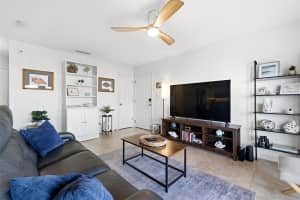 5174 BEACH DRIVE, ST PETERSBURG, FL 33705 - MLS#MFRTB8484379