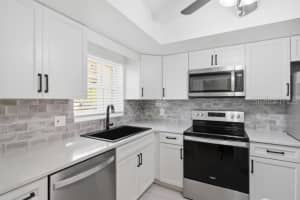 1632 LAKE AVENUE, CLEARWATER, FL 33756 - MLS#MFRTB8484417