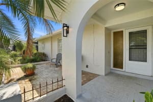 3370 HARBOR LAKE DR, LARGO, FL 33770 - MLS#MFRTB8484465