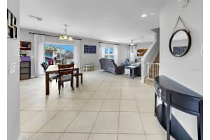 8105 ROTHBURY HILLS PLACE, GIBSONTON, FL 33534 - MLS#MFRTB8484468