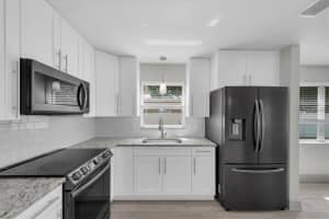 1040 BRITTON STREET, LARGO, FL 33770 - MLS#MFRTB8484475