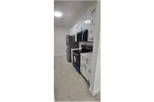 1634 BANYAN DRIVE, VENICE, FL 34293 - MLS#MFRTB8484480