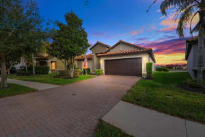 11911 FROST ASTER DRIVE, RIVERVIEW, FL 33579 - MLS#MFRTB8484531