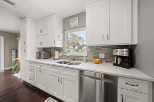 1339 RUSSELL DRIVE, ST PETERSBURG, FL 33710 - MLS#MFRTB8484545