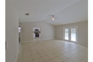 MLS# MFRTB8484556, Plant City, Florida 33566