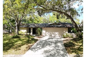 2262 Willowbrook Dr, CLEARWATER