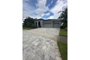 6911 PARK STRAND DRIVE, APOLLO BEACH, FL 33572 - MLS#MFRTB8484610