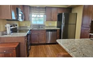 4600 98TH WAY, ST PETERSBURG, FL 33708 - MLS#MFRTB8484650